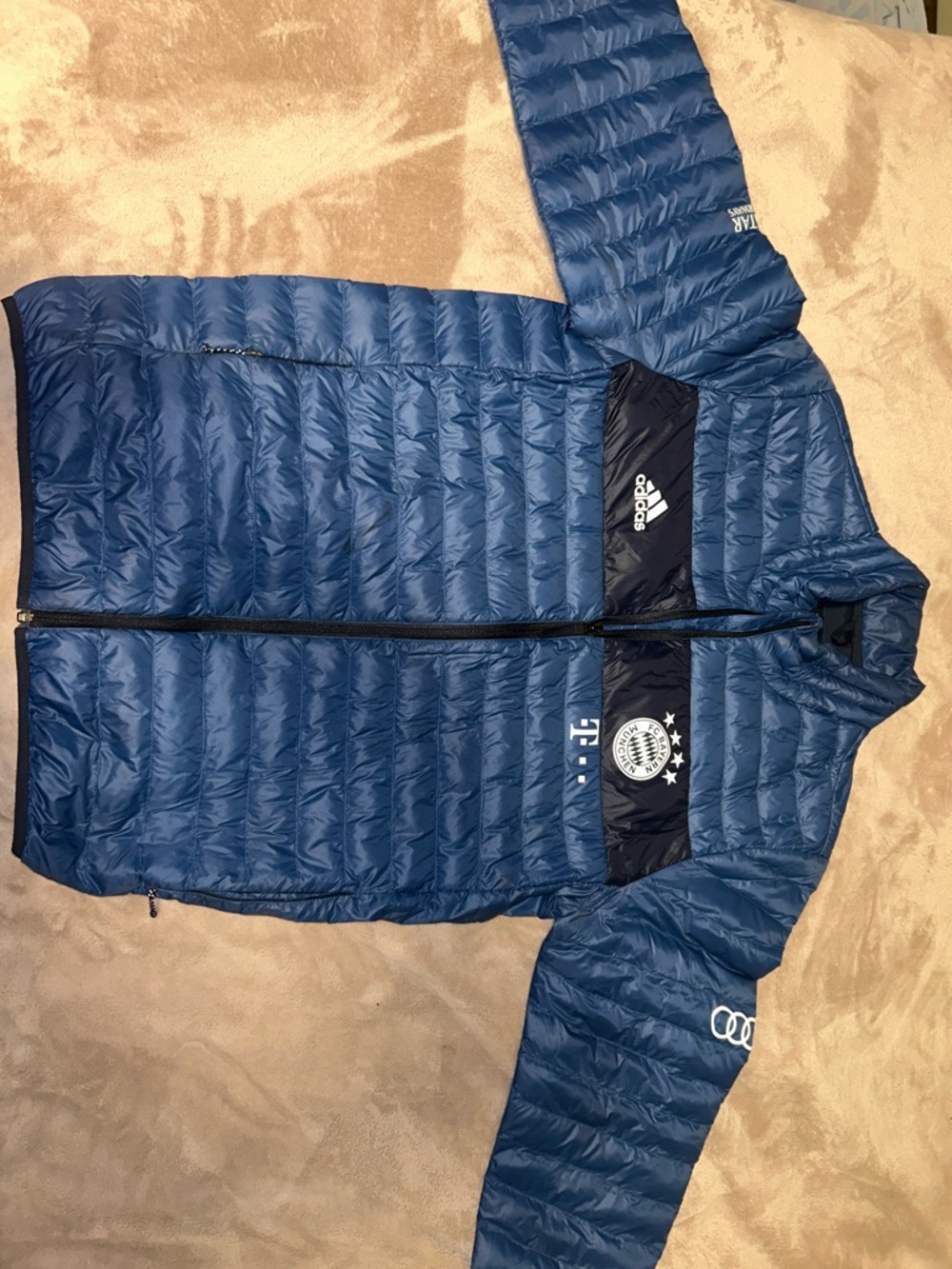 RARE Adidas FC Bayern München Original Ultralight Down Jacket Navy Telekom NWT L